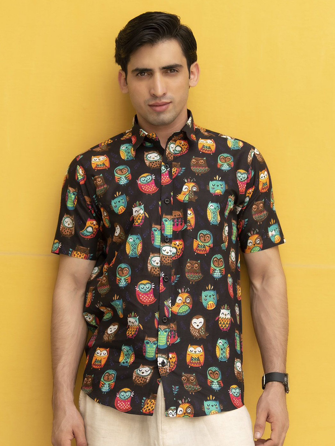 

Tistabene Men Animal Opaque Printed Casual Shirt, Black