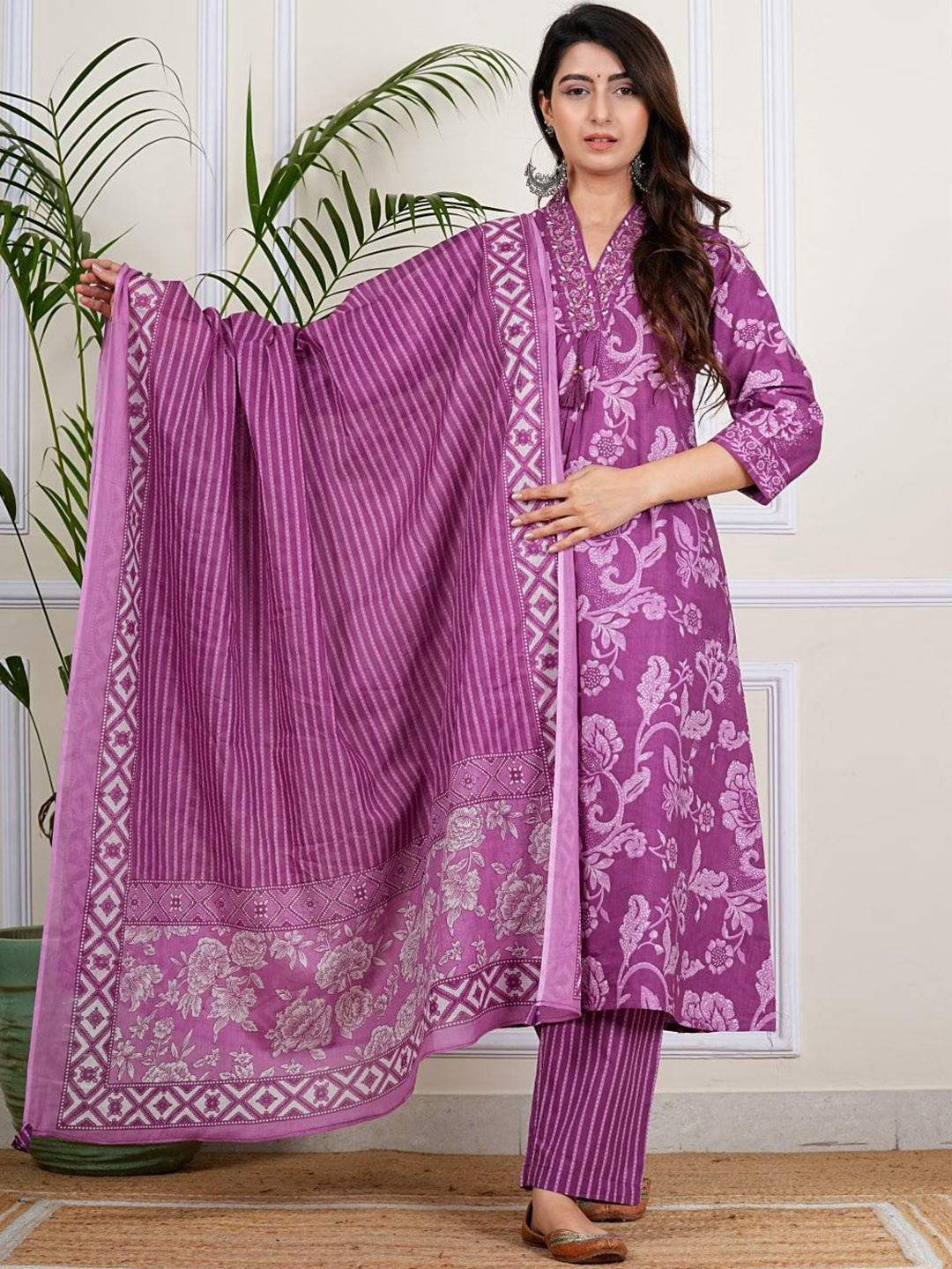

Sindh Fashion Women Floral Printed Regular Kurta with Trousers & With Dupatta, Purple