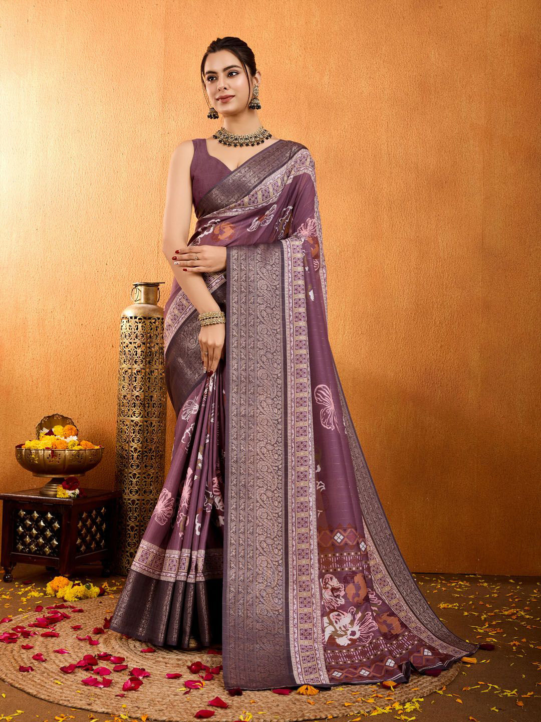 

Meena Bazaar Floral Zari Art Silk Saree, Purple