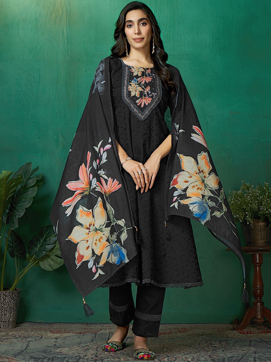 

Sangria Embroidered Pure Cotton Kurta With Trousers & Dupatta, Black