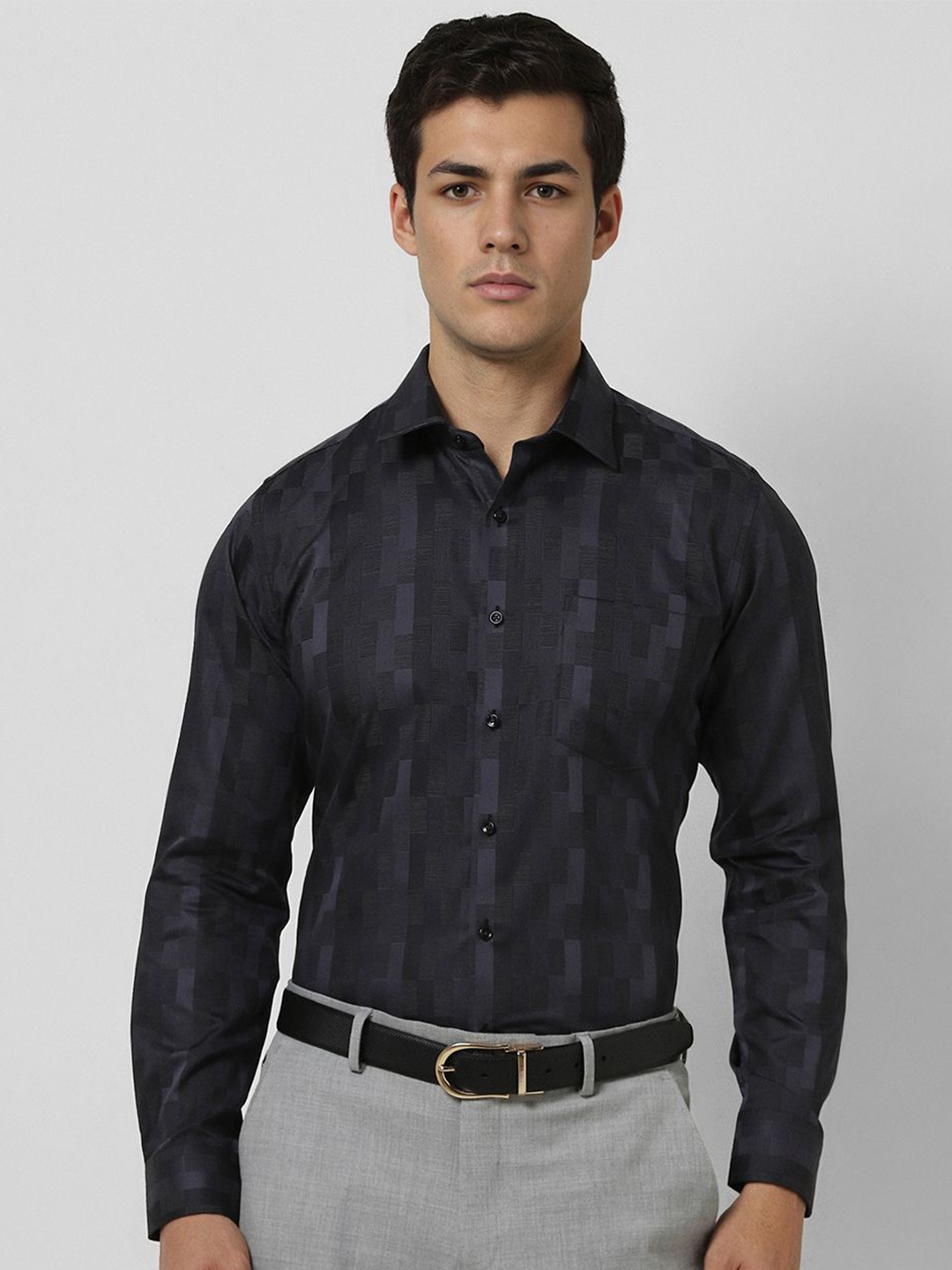 

Van Heusen Men Slim Fit Opaque Printed Formal Shirt, Black