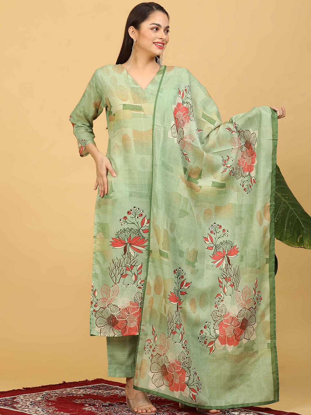 

GOLDSTROMS Floral Printed Linen Straight Kurta With Trousers & Dupatta, Green