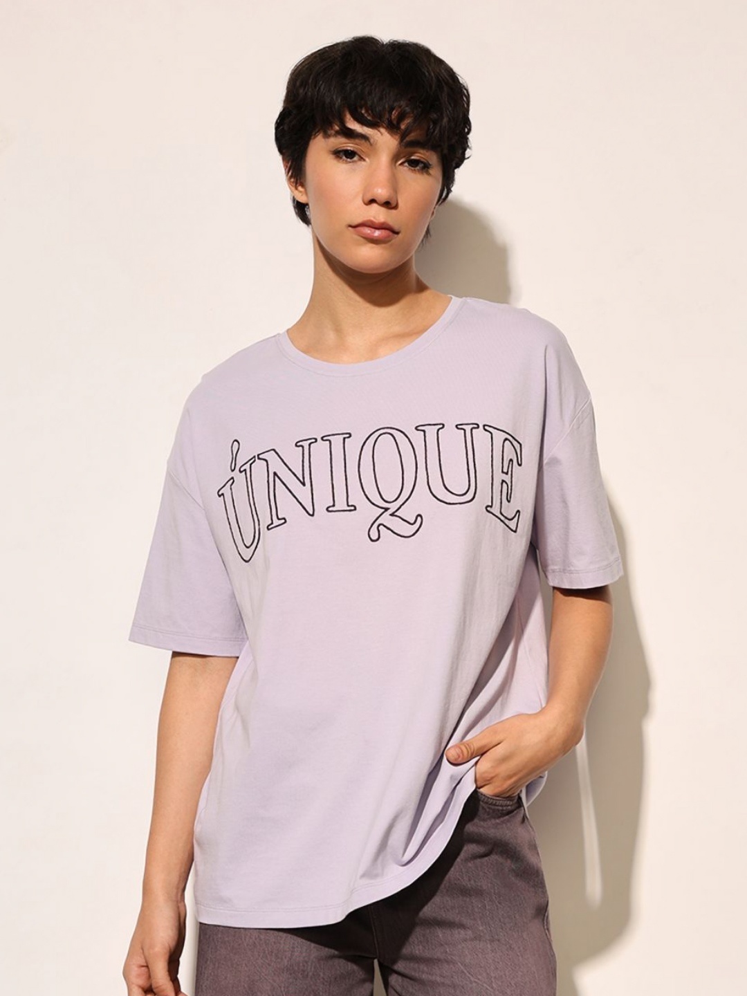 

ONLY Women Typography Printed Drop-Shoulder Sleeves T-shirt, Lavender