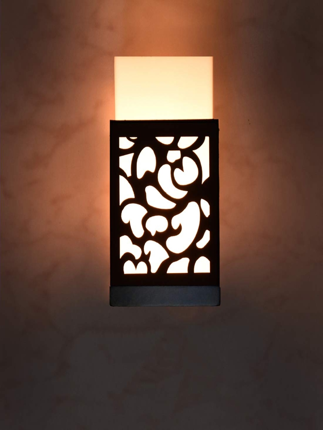 

Gojeeva Black & White Textured Wooden Square Shaped Wall Lamp