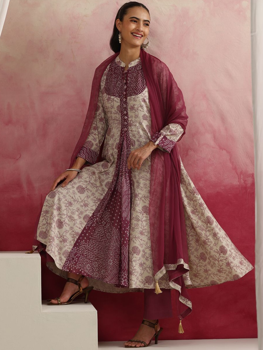 

Khushal K Women Kurta with Palazzos & With Dupatta, Cream