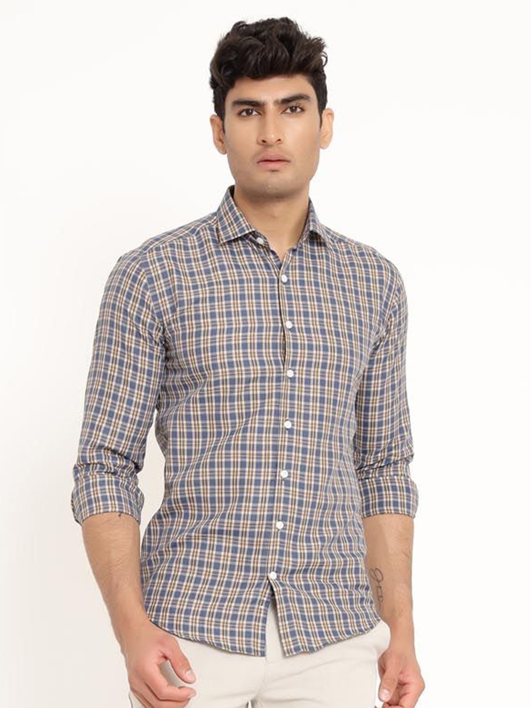 

Tistabene Men Opaque Checked Casual Shirt, Beige