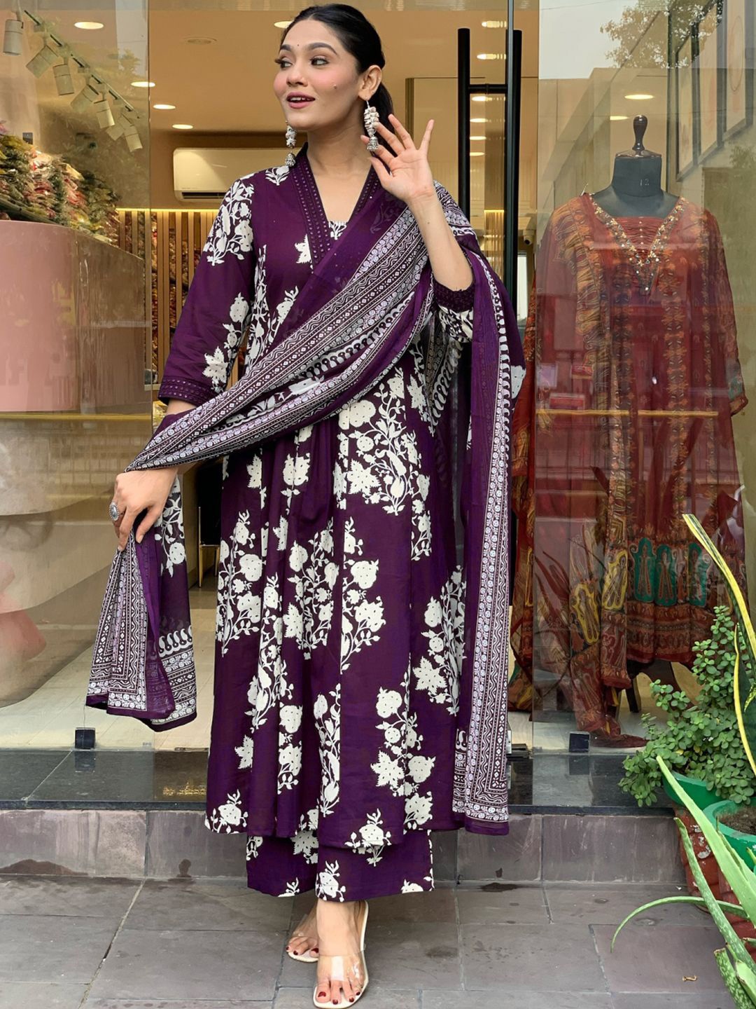 

KERI PERRY Floral Printed V-Neck A-Line Cotton Kurta with Trousers & With Dupatta, Purple