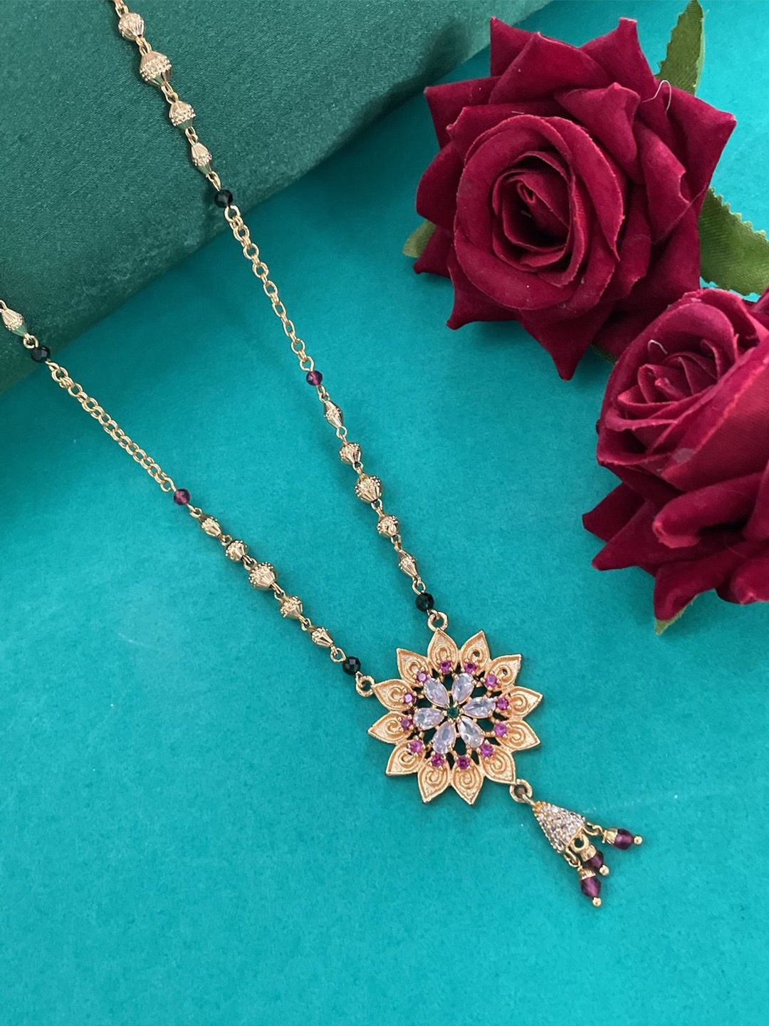 

Digital Dress Room Gold-Plated Artificial Stone Studded & Beaded Minimal Necklace