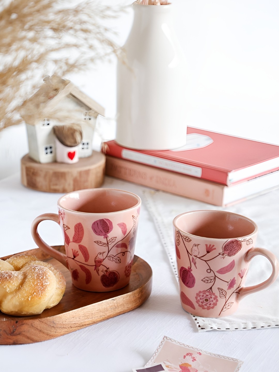 

The Wishing Chair Magique 2 Pieces Red & Pink Hand Painted Ceramic Glossy Mugs 300ml