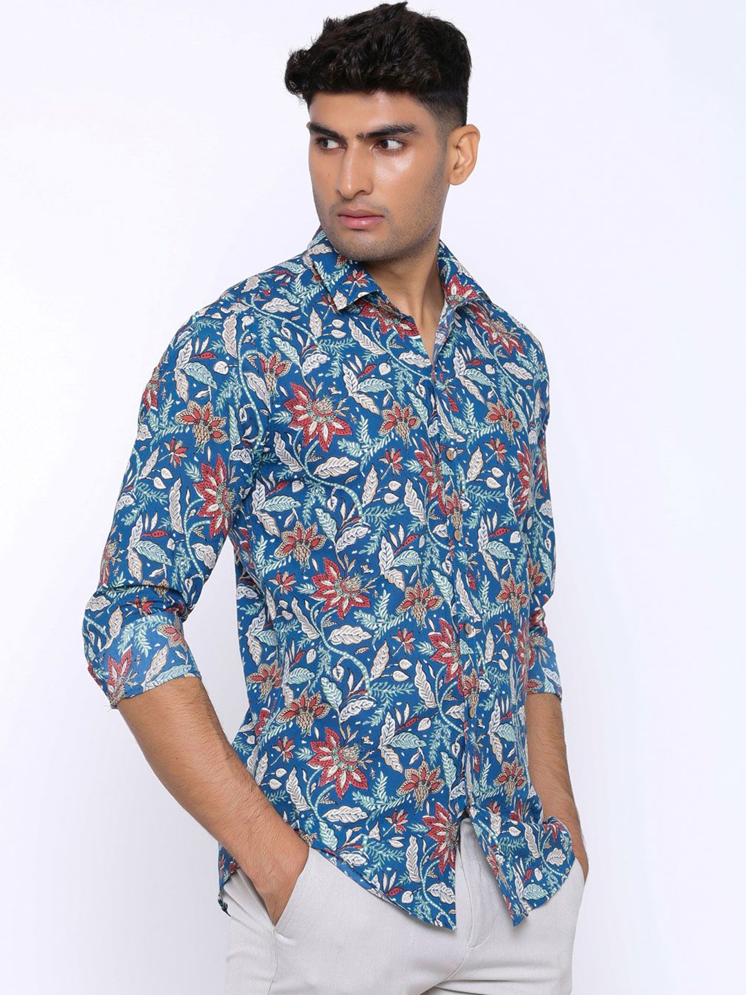 

Tistabene Men Floral Opaque Printed Casual Shirt, Blue