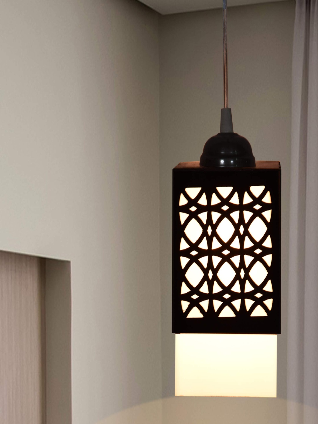 

Gojeeva Black & White Textured Square Shaped Wooden Hanging Wall Lamp