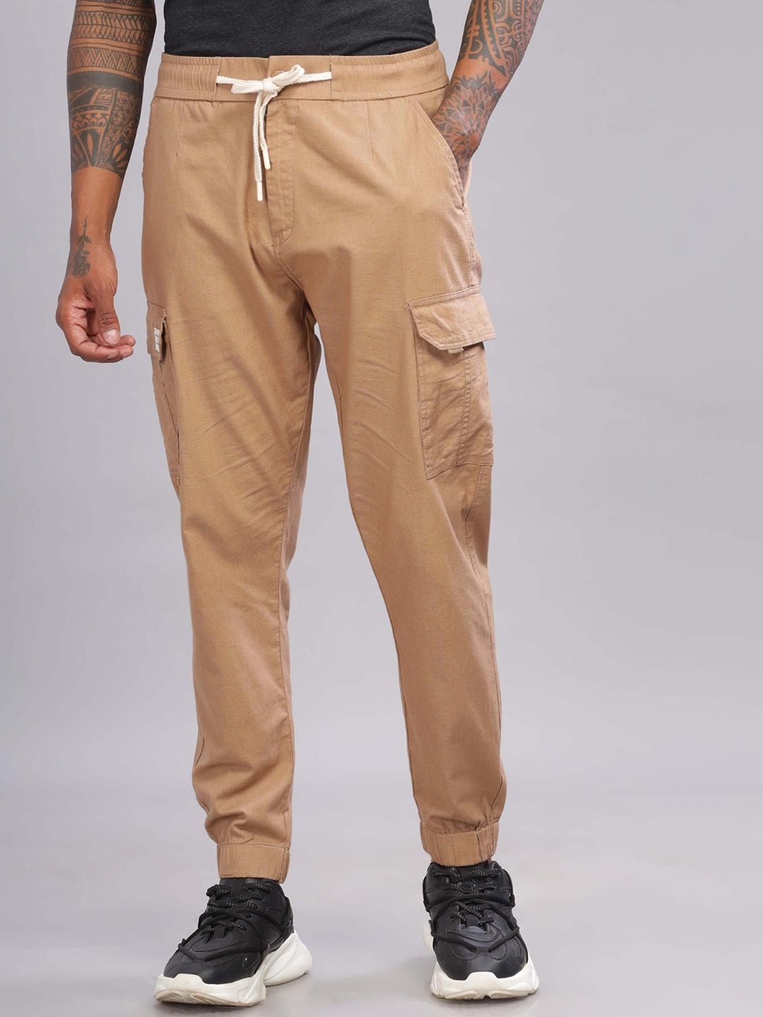 

COLOR HUNT Men Comfort Easy Wash Cargos Trousers, Brown