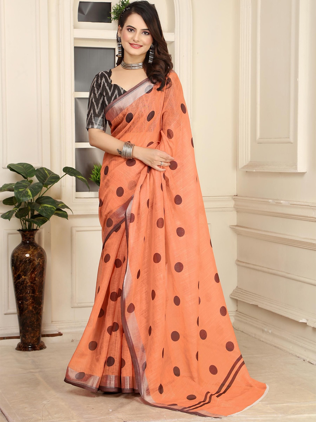 

Quelea Polka Dot Linen Blend Khadi Saree, Orange
