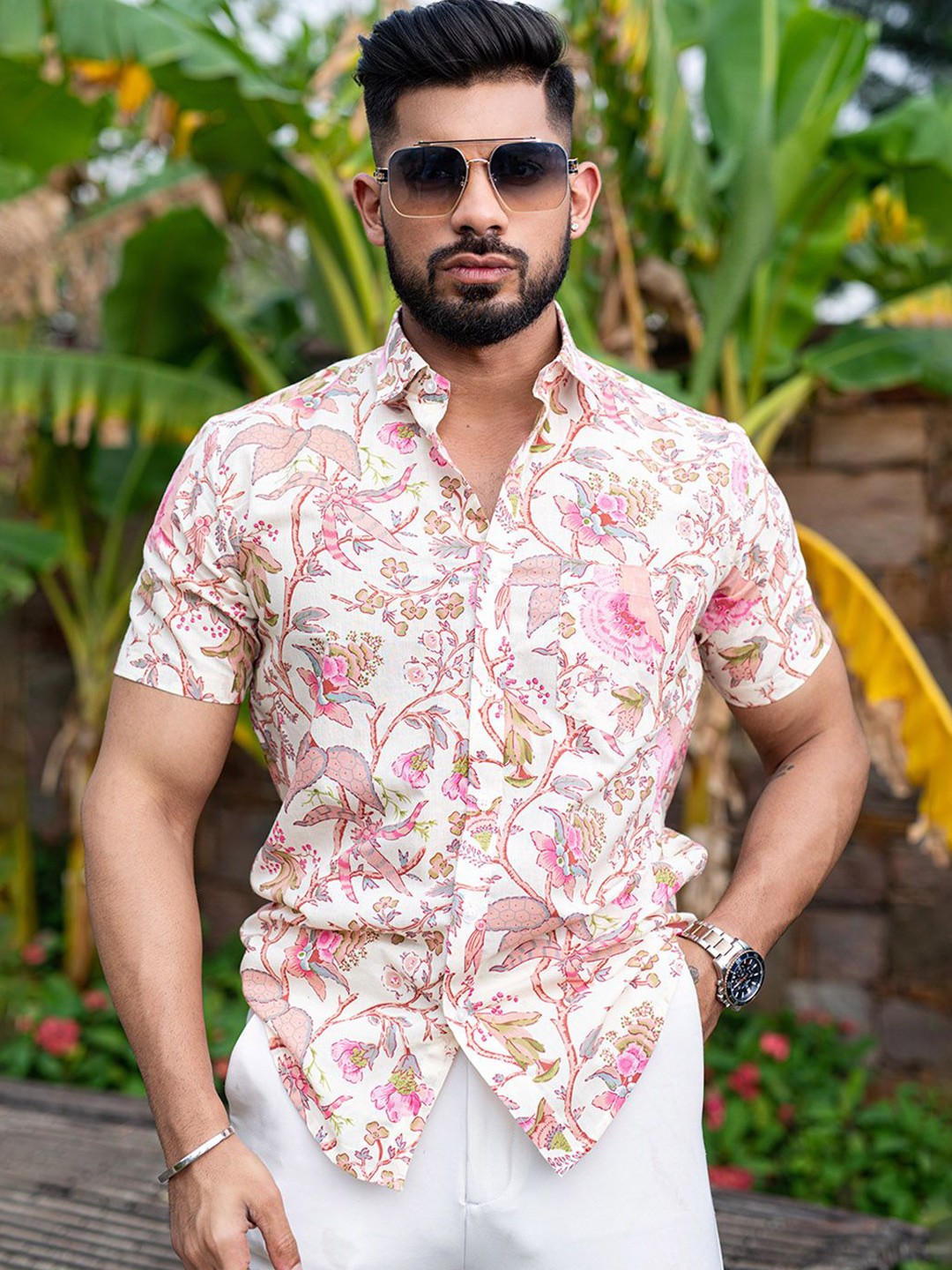 

Tistabene Men Floral Opaque Printed Casual Shirt, Cream