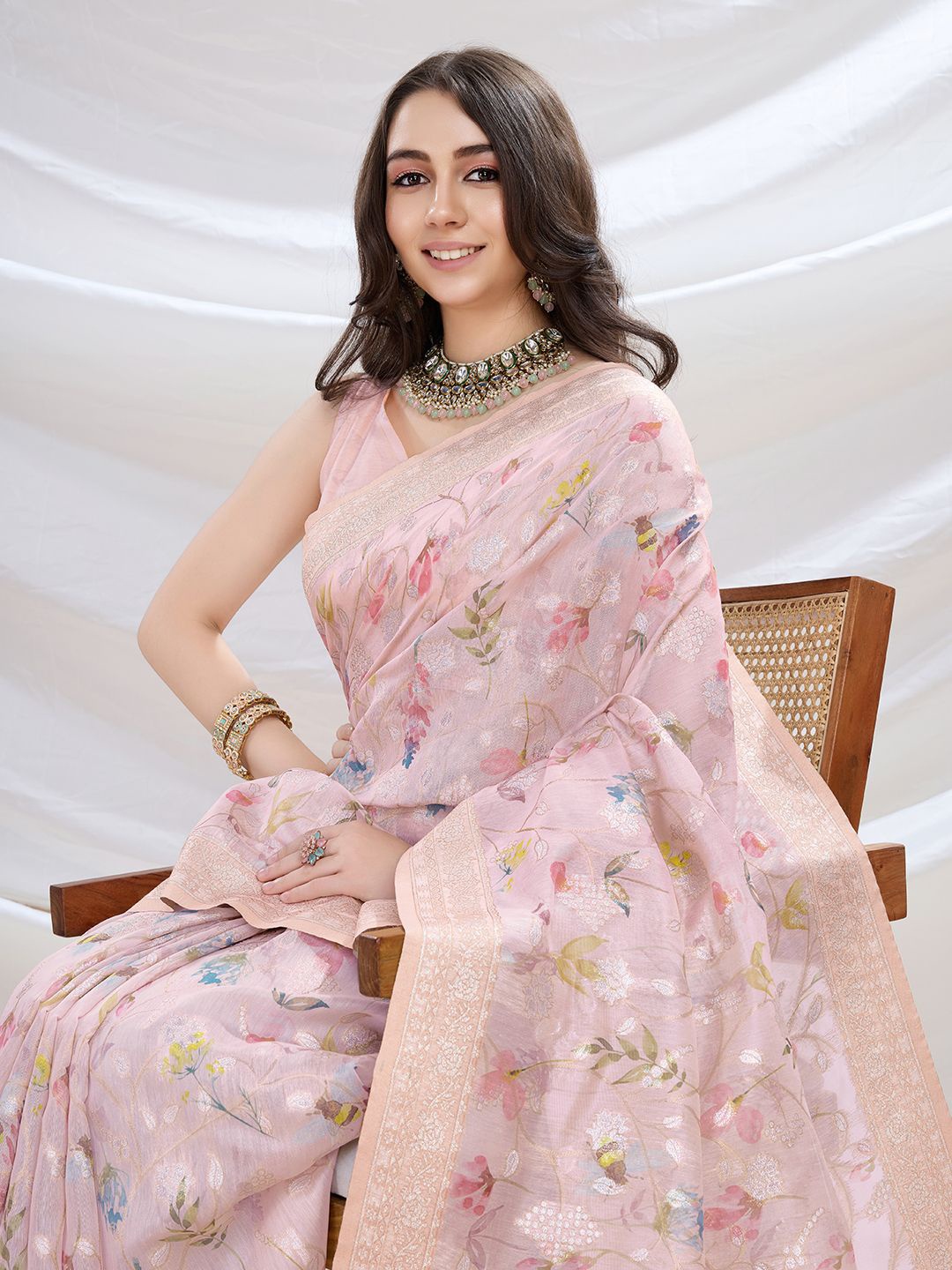 

Ishin Floral Zari Pure Cotton Saree, Pink