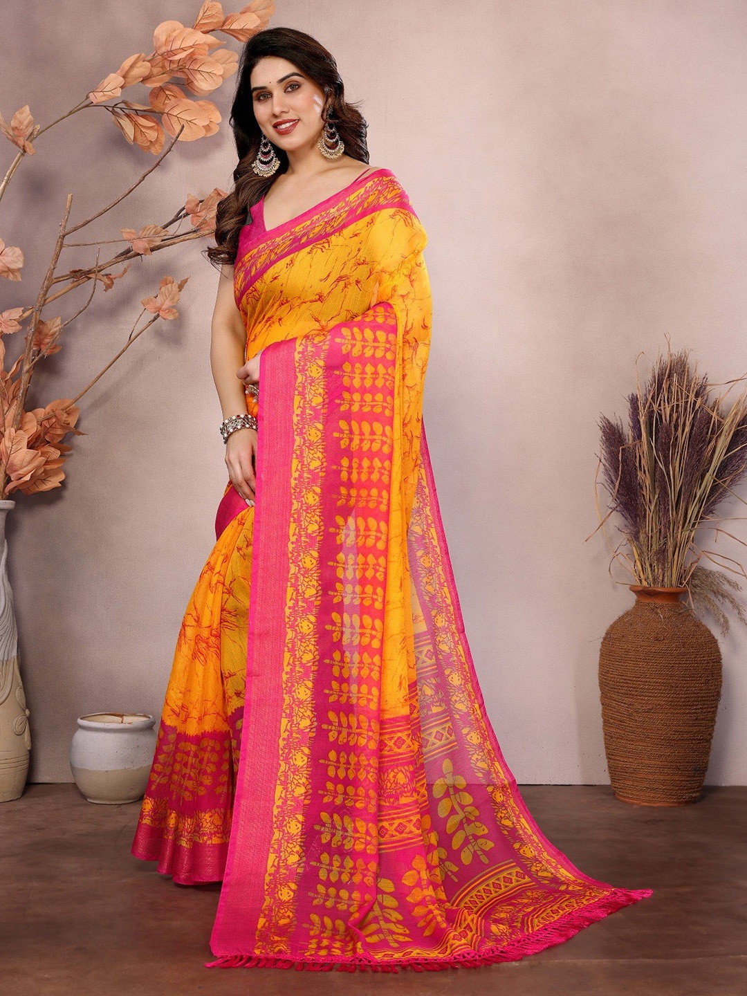 

Moda Rapido Tie and Dye Saree, Yellow