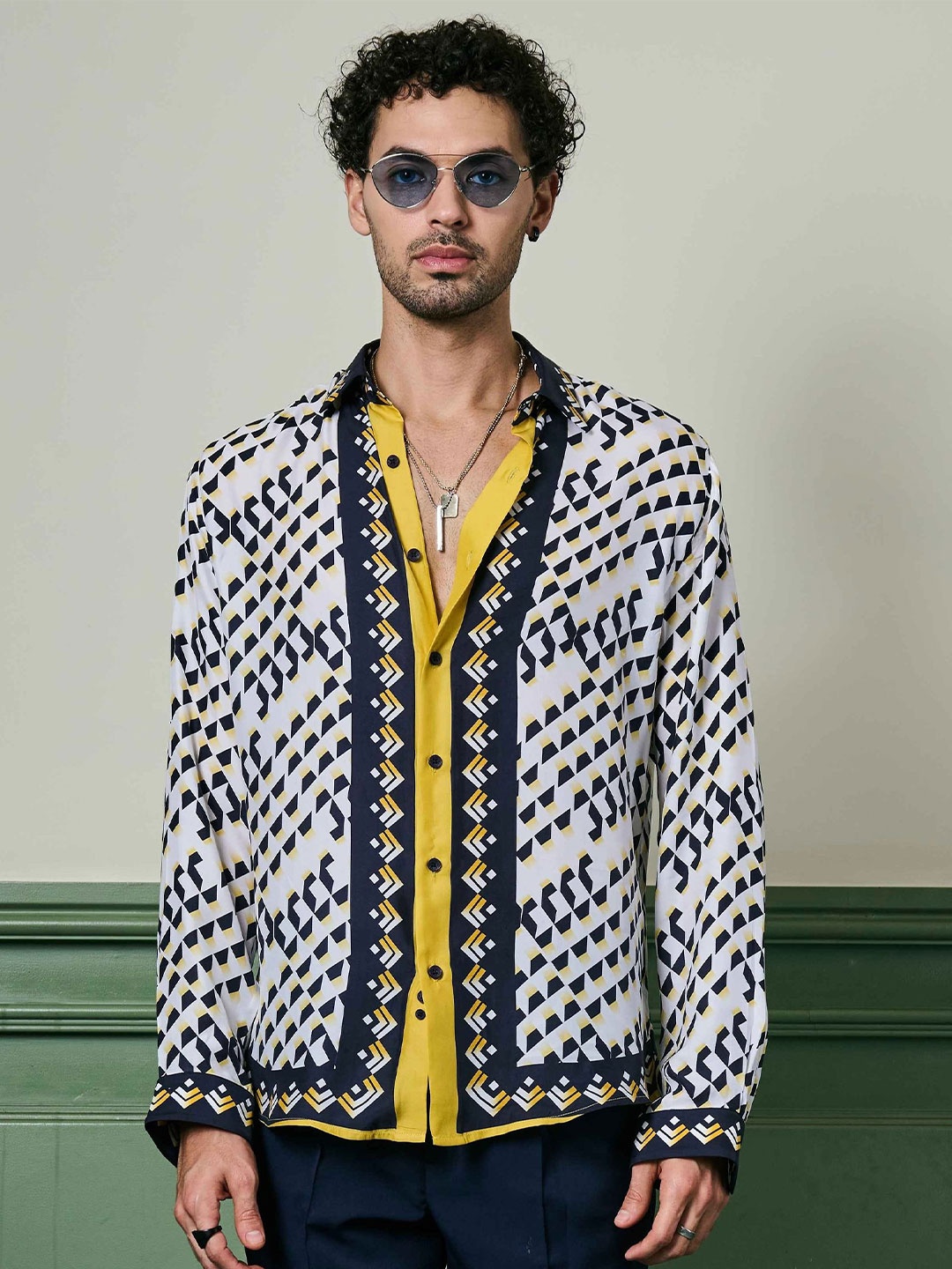 

ASUKA Men Opaque Printed Casual Shirt, White