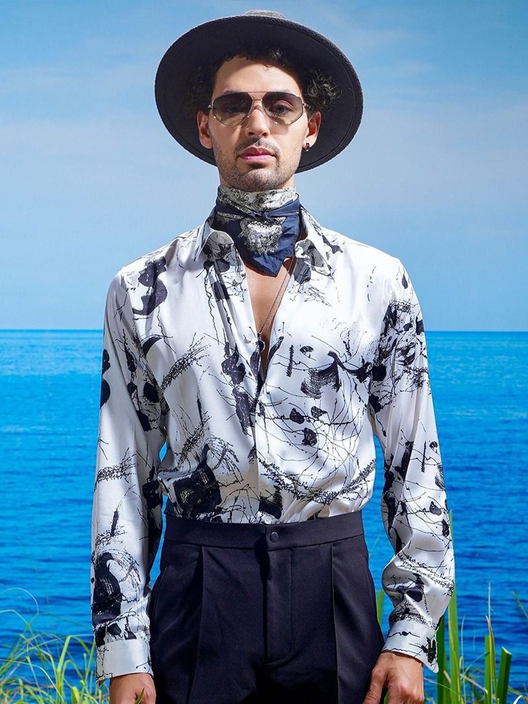 

ASUKA Men Opaque Printed Casual Shirt, White