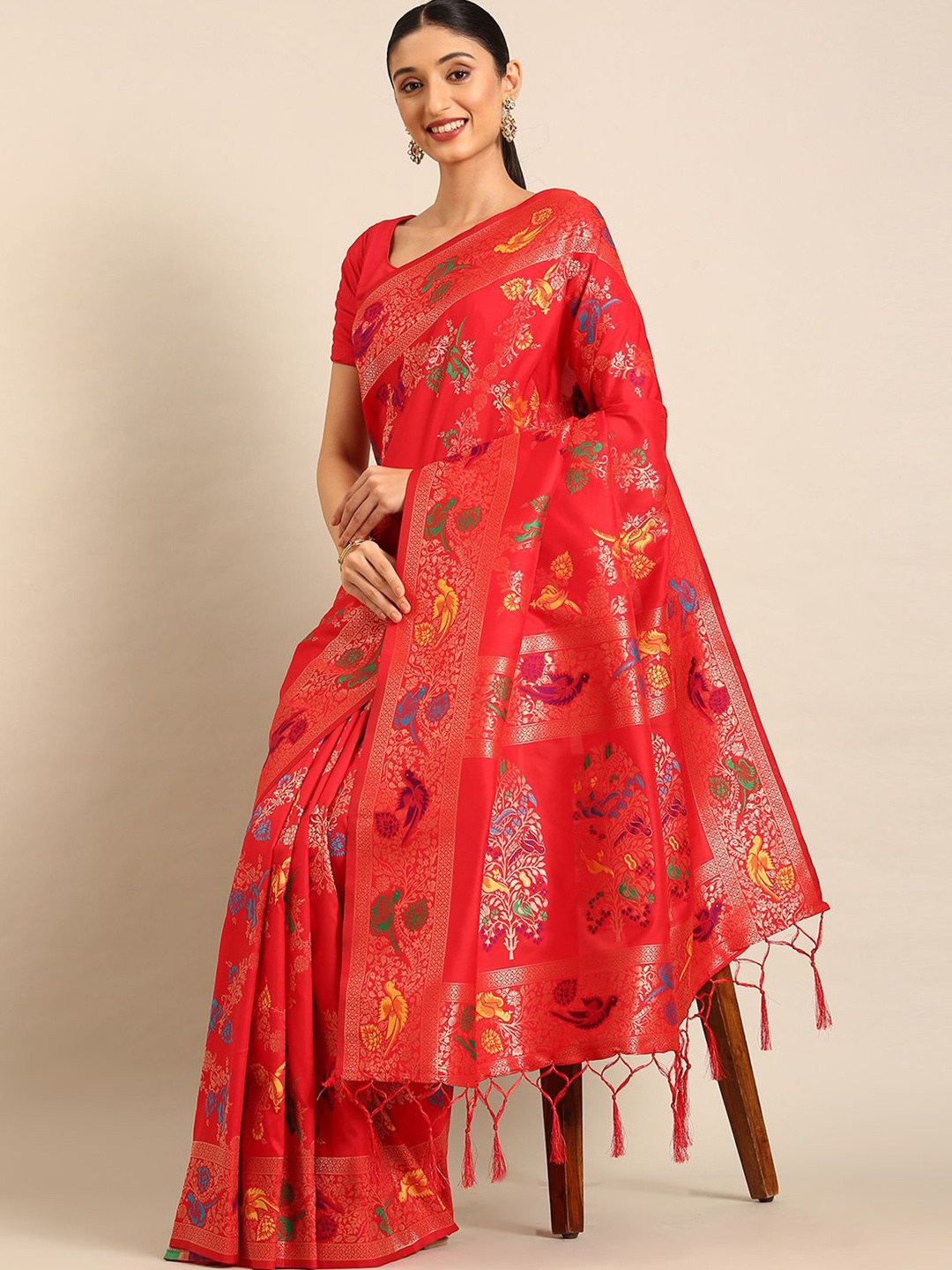 

DIVASTRI Woven Design Zari Silk Blend Banarasi Saree, Red