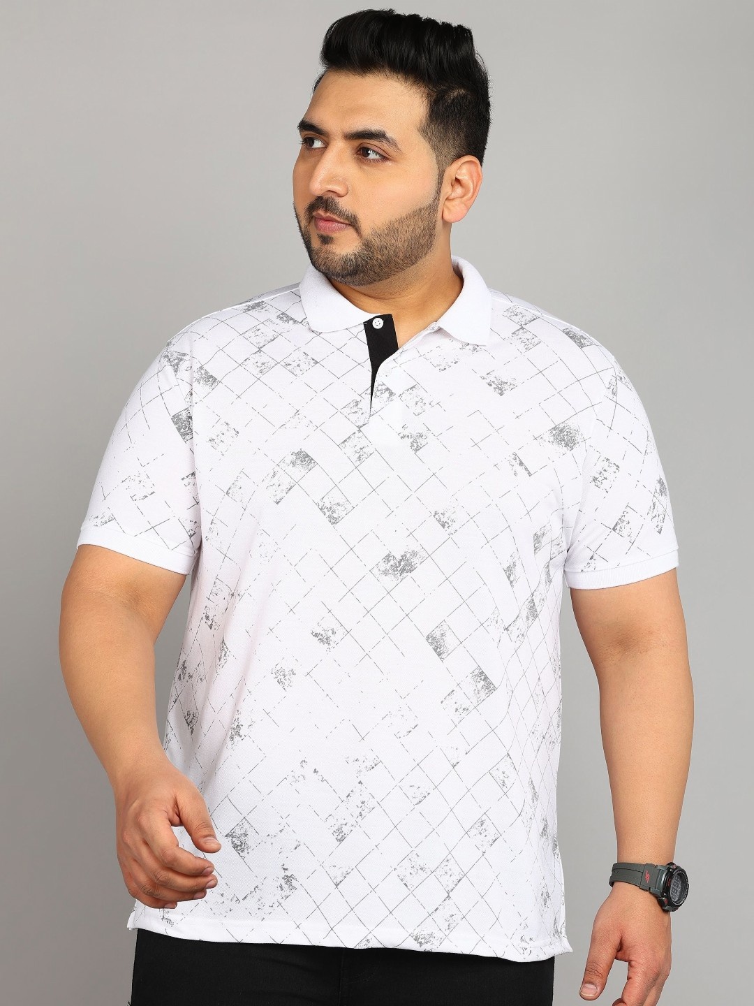 

XFOX Men Printed Polo Collar T-shirt, White