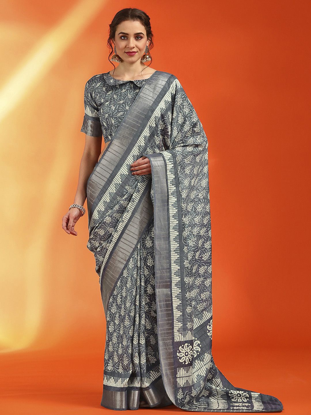 

Anouk Rustic Ethnic Motifs Zari Silk Cotton Sungudi Saree, Grey