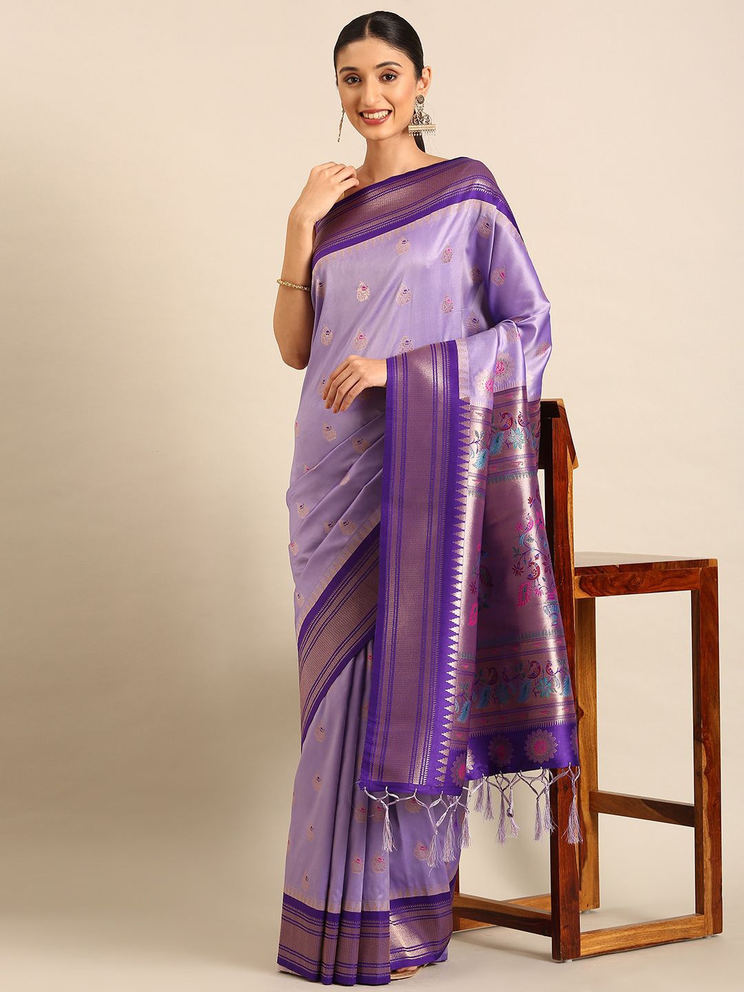 

DIVASTRI Woven Design Zari Silk Blend Paithani Saree, Lavender