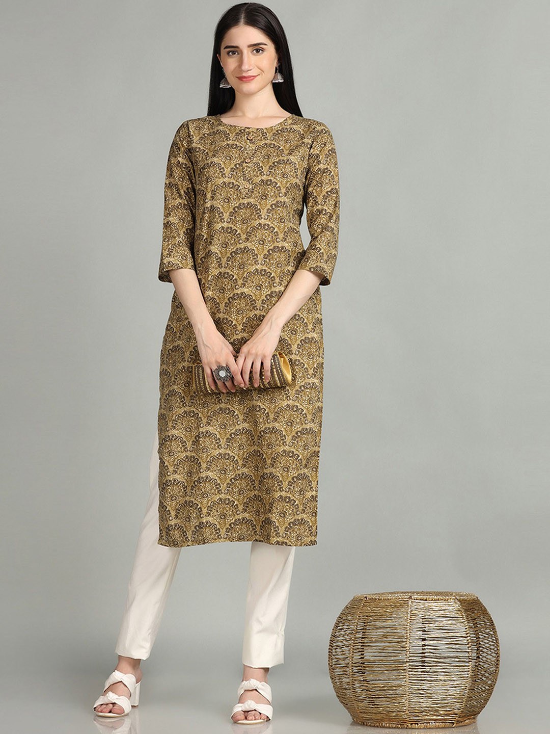 

DIVASTRI Floral Printed Round Neck Straight Cotton Kurta, Green