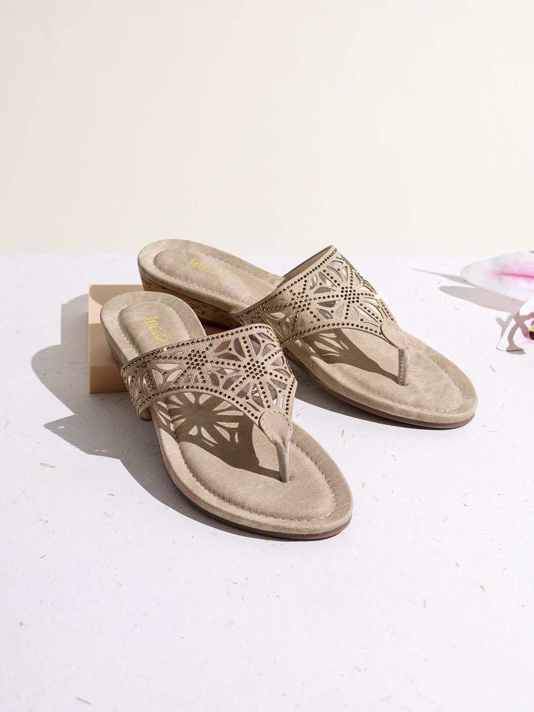 

Inc 5 Women Embellished Ethnic T-Strap Flats with Laser Cuts, Beige