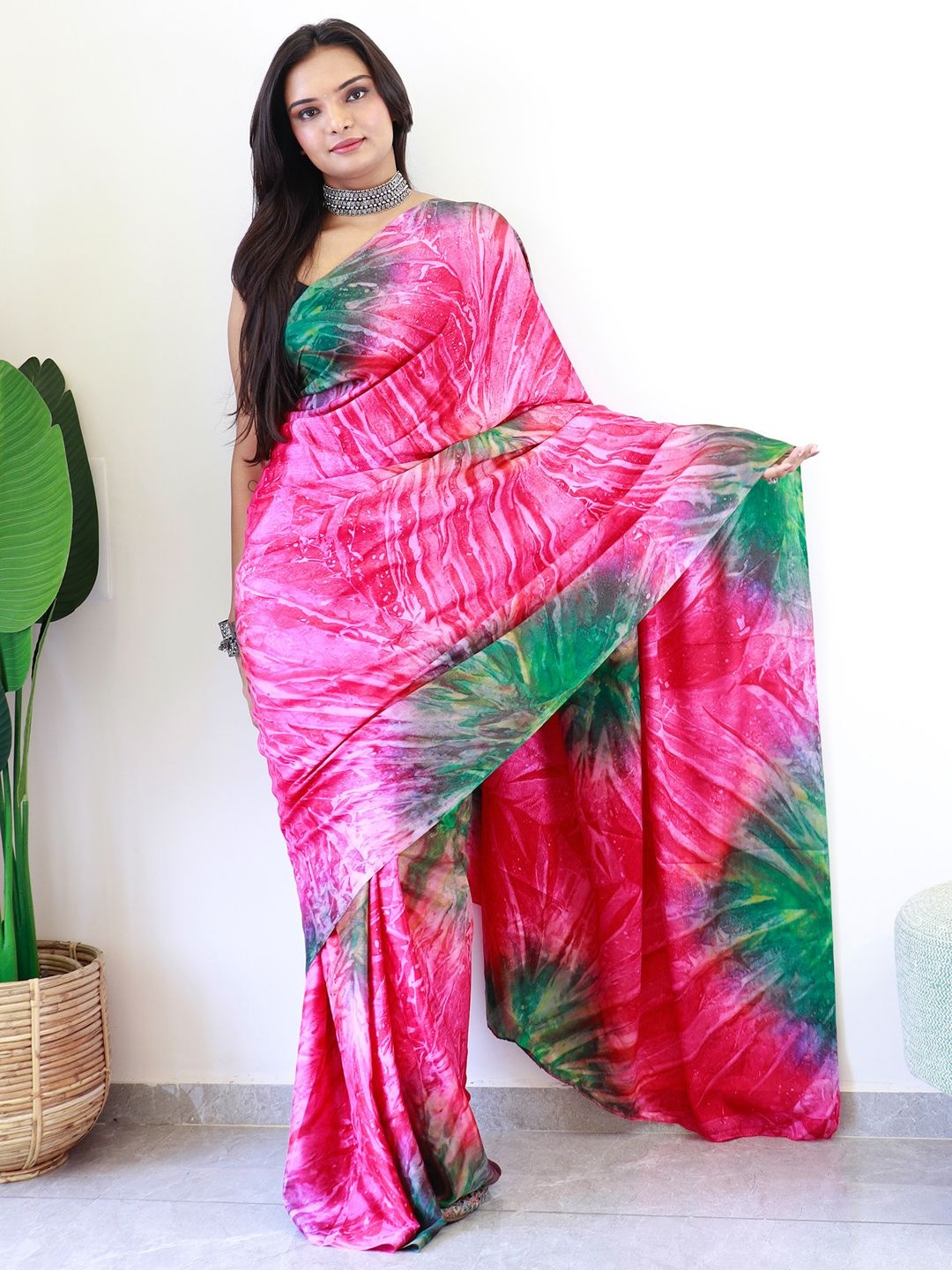 

Anouk Rustic Poly Chiffon Ready to Wear Saree, Pink