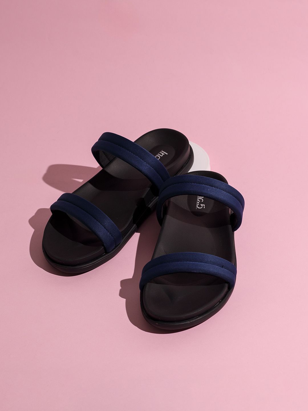 

Inc 5 Women Open Toe Flats, Blue