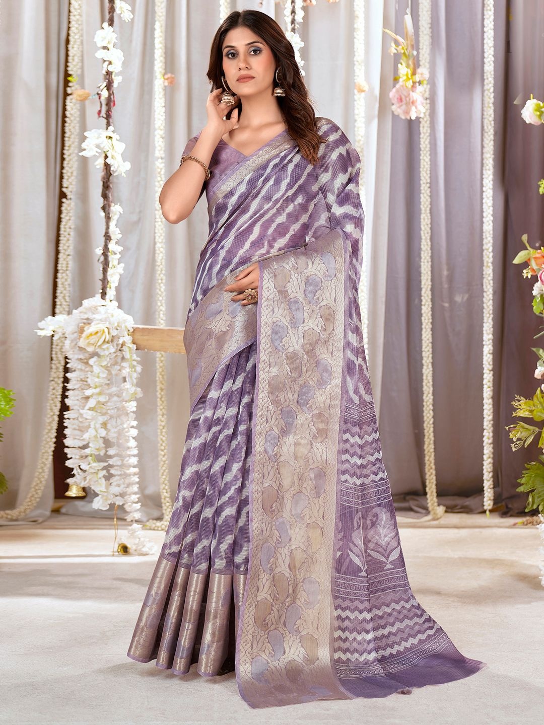

Anouk Rustic Striped Zari Organza Banarasi Saree, Lavender