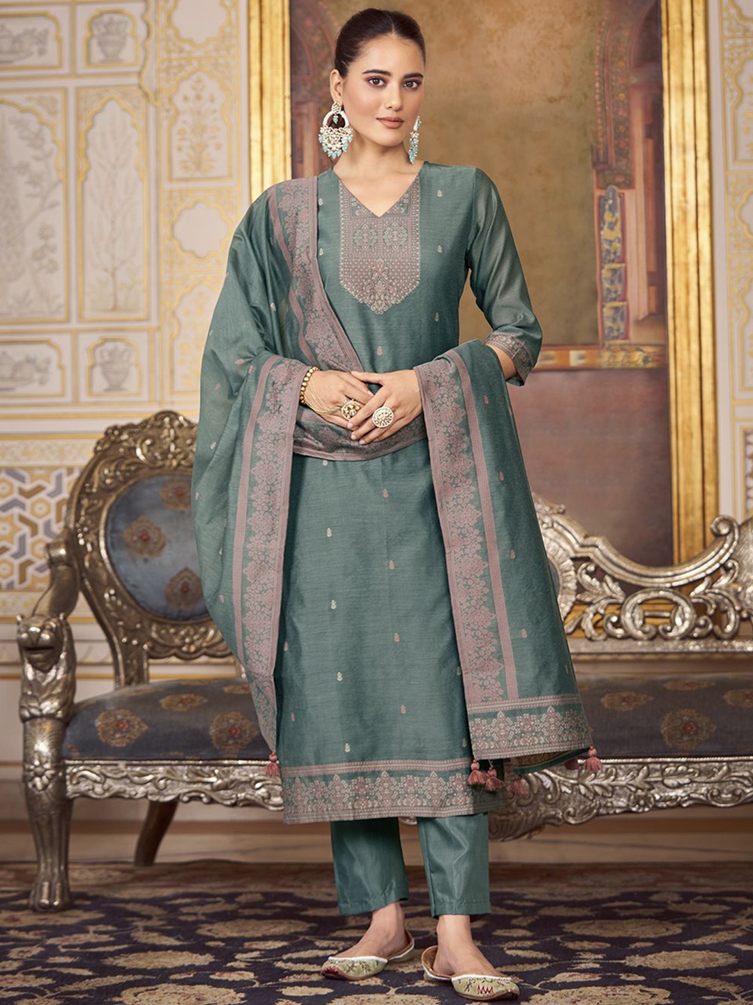 

HRITIKA Women Regular Kurta with Trousers & With Dupatta, Teal