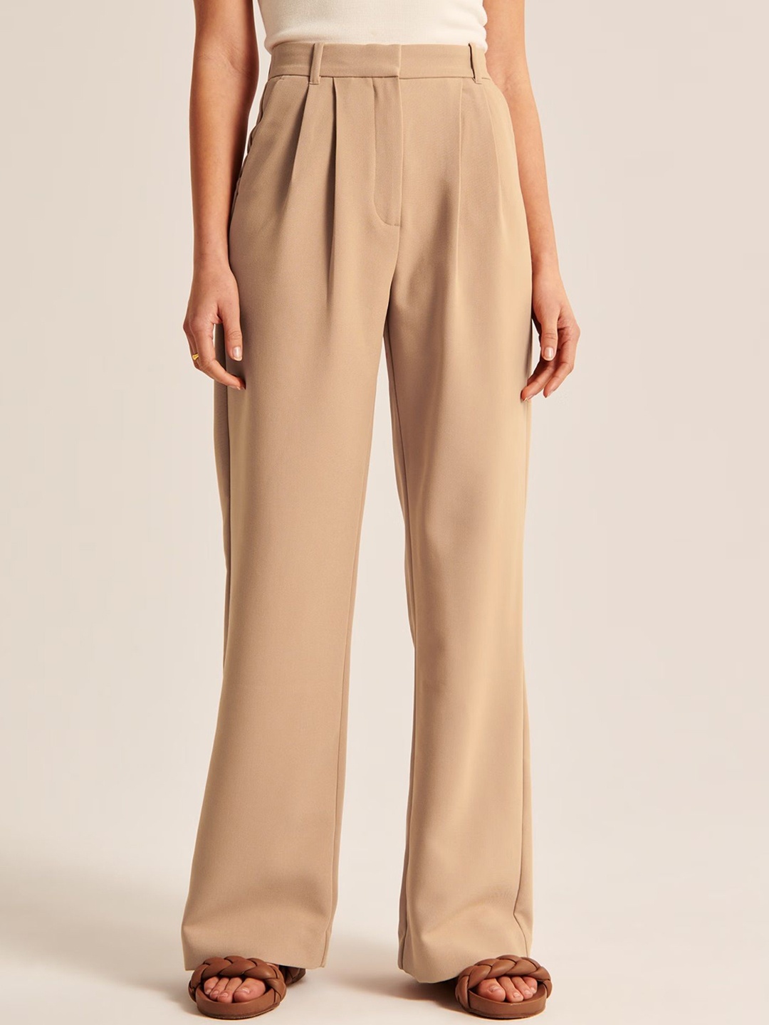 

FNOCKS Women Comfort Flared High-Rise Pleated Trousers, Beige