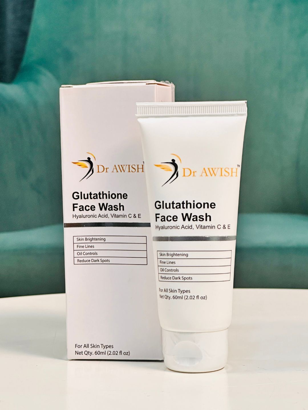 

Dr AWISH Glutathione Face Wash With Hyaluronic Acid & Vitamin C - 60 ml, White