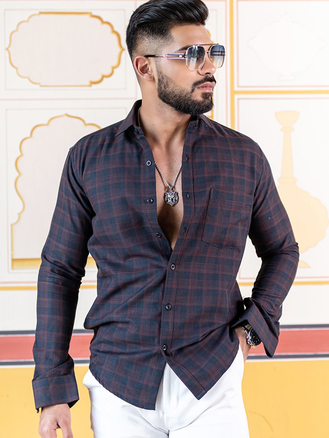 

Tistabene Men Opaque Checked Casual Shirt, Brown