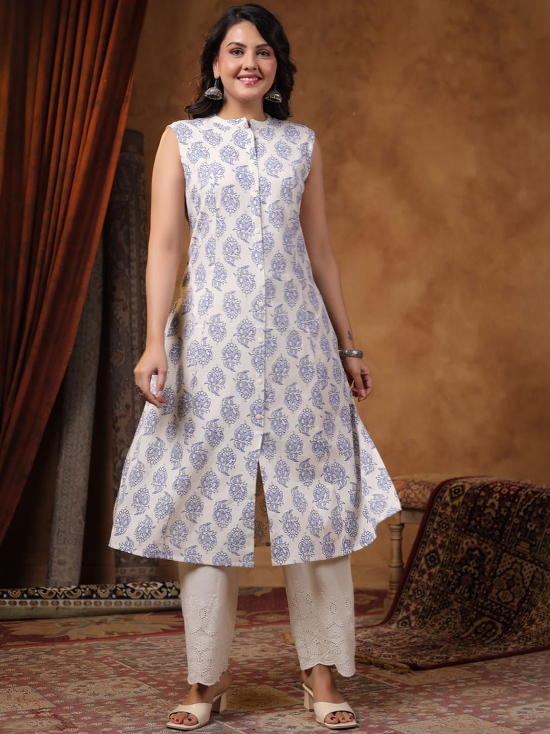 

AUTUMN LANE Women Floral Striped Regular Pure Cotton Kurta with Sharara, Blue