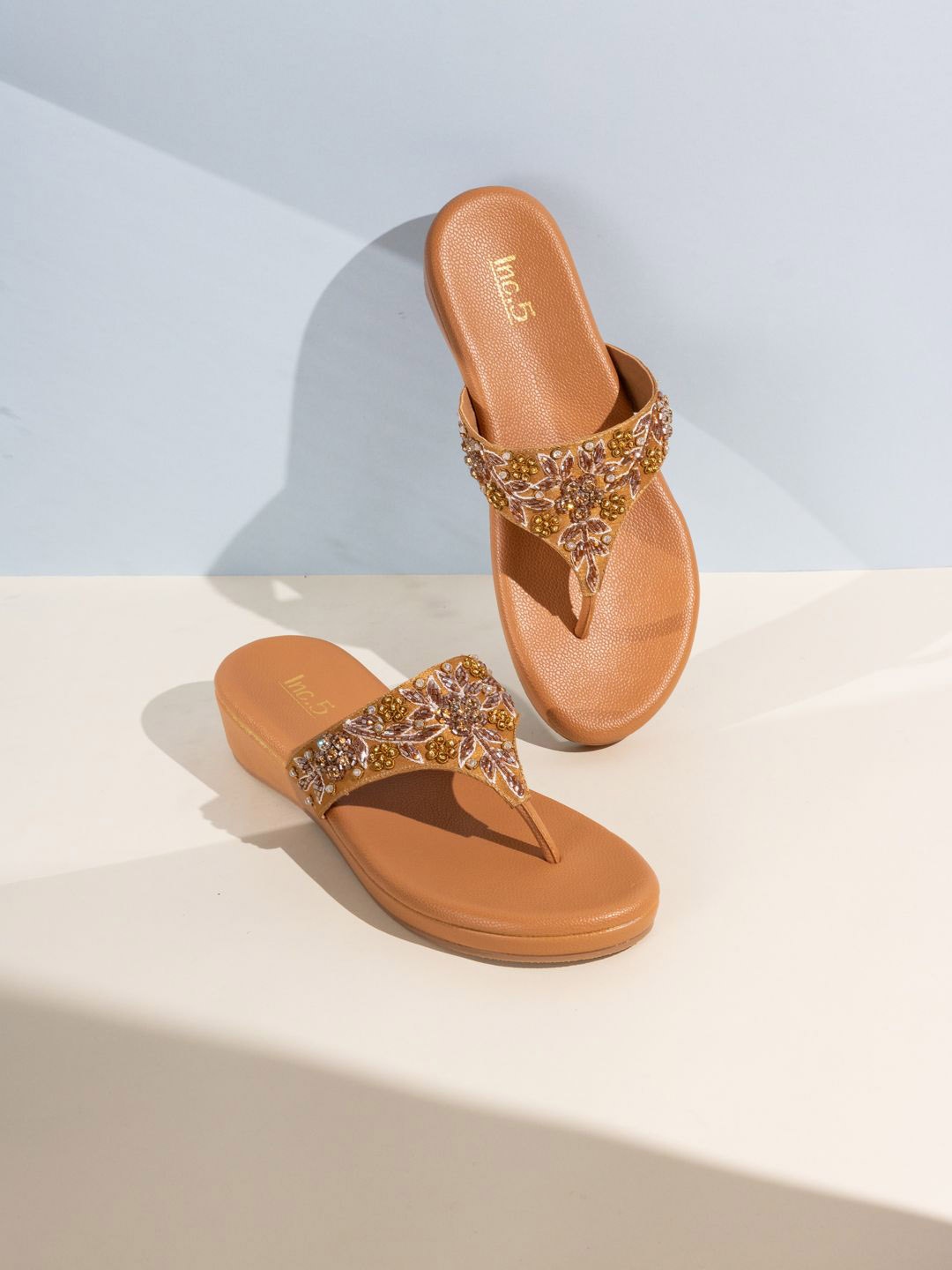 

Inc 5 Women Embellished Ethnic T-Strap Flats, Gold