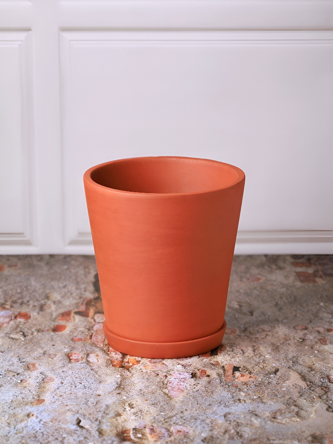 

The handicraftian Brown 3 Pieces Cone Clay Medium Planters