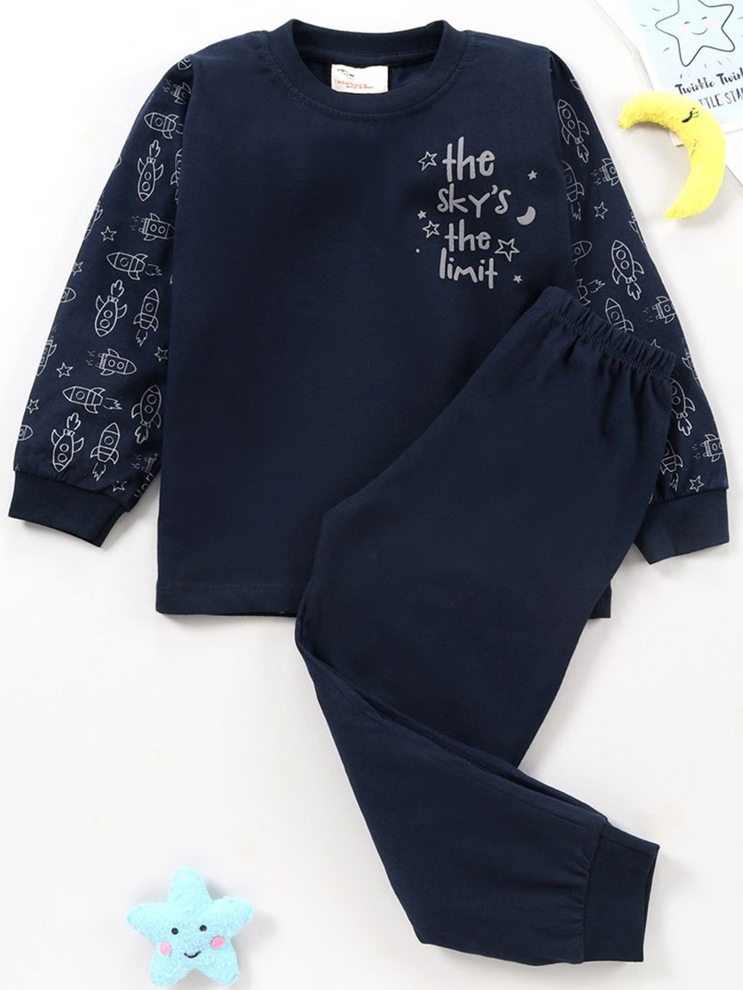

BLUSHES Kids Printed Round Neck Pure Cotton T-Shirt With Jogger, Navy blue