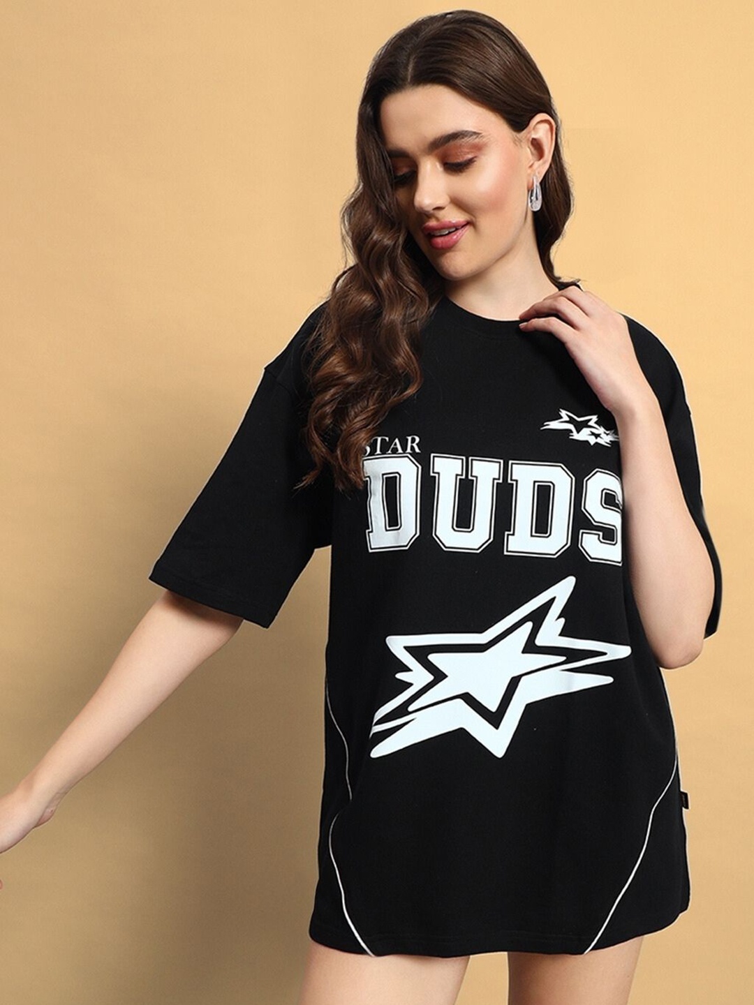 

WEARDUDS Women Pockets T-shirt, Black