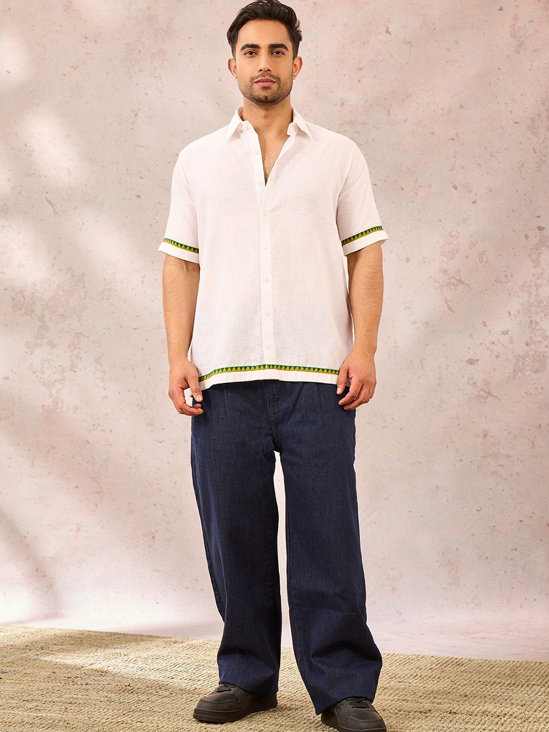

Masaba Men Relaxed Opaque Printed Casual Shirt, White