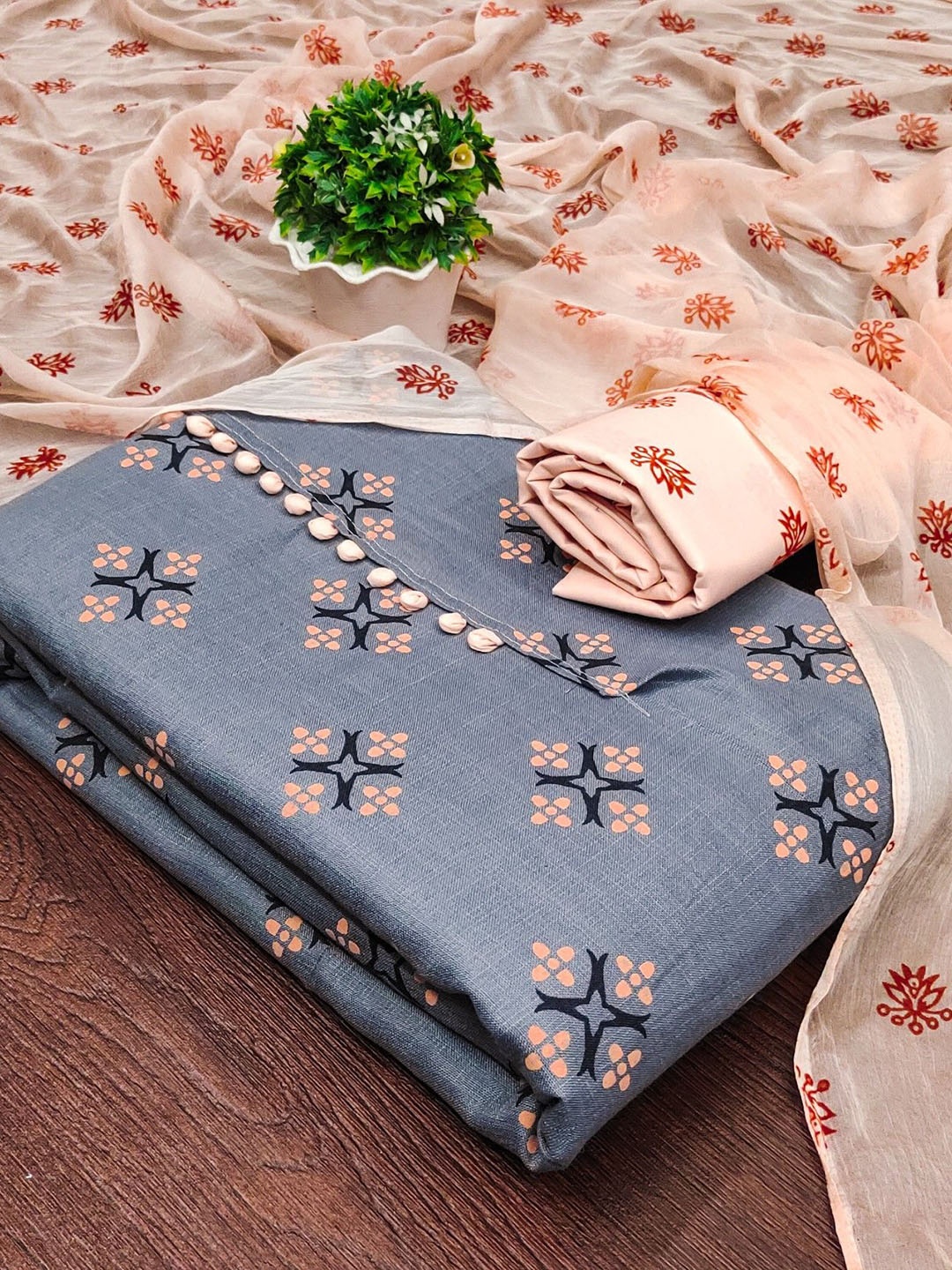 

Rangtulika Floral Printed Unstitched Dress Material, Orange