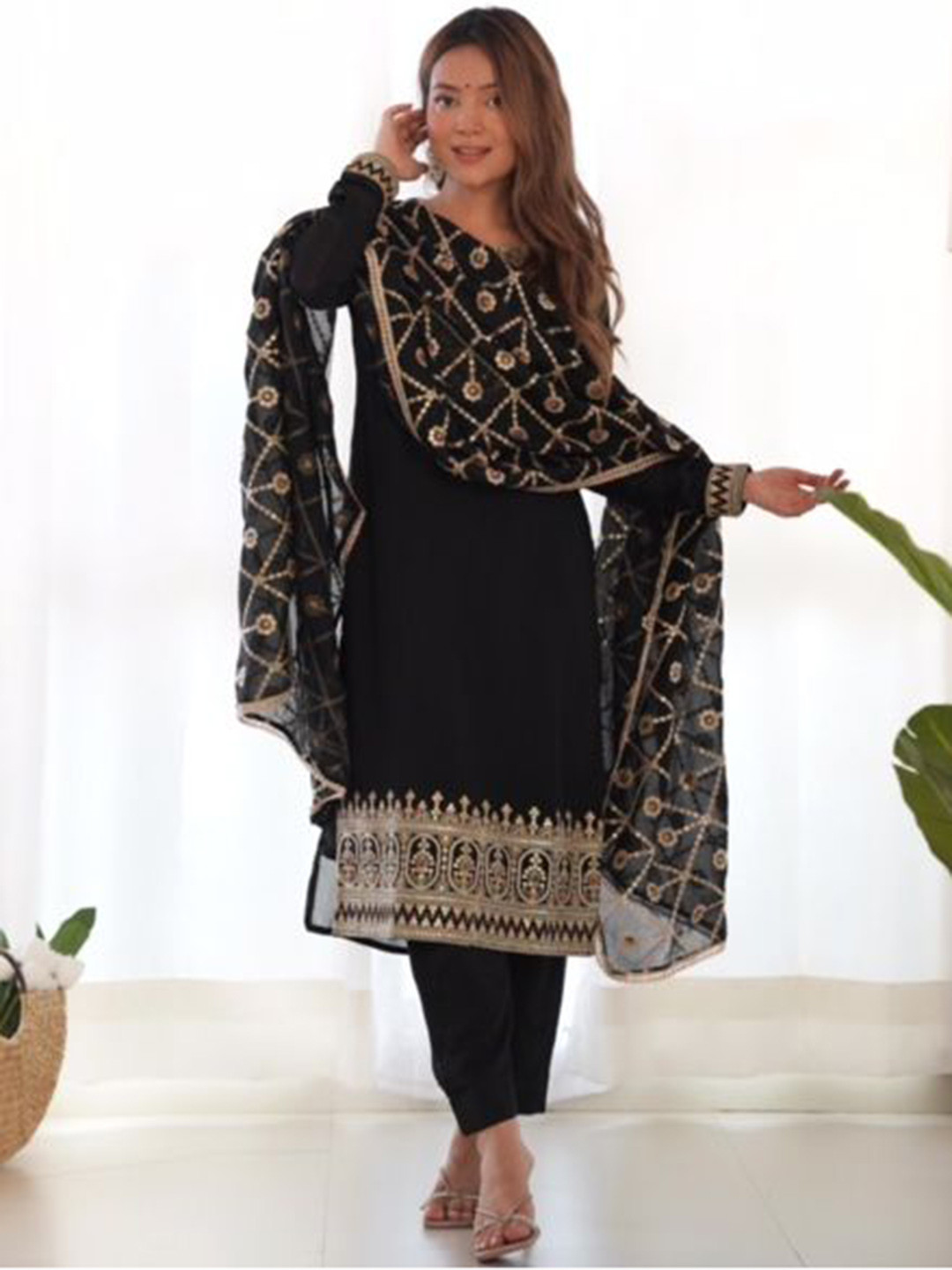 

FVD Women Embroidered Regular Sequinned Kurta with Salwar & With Dupatta, Black