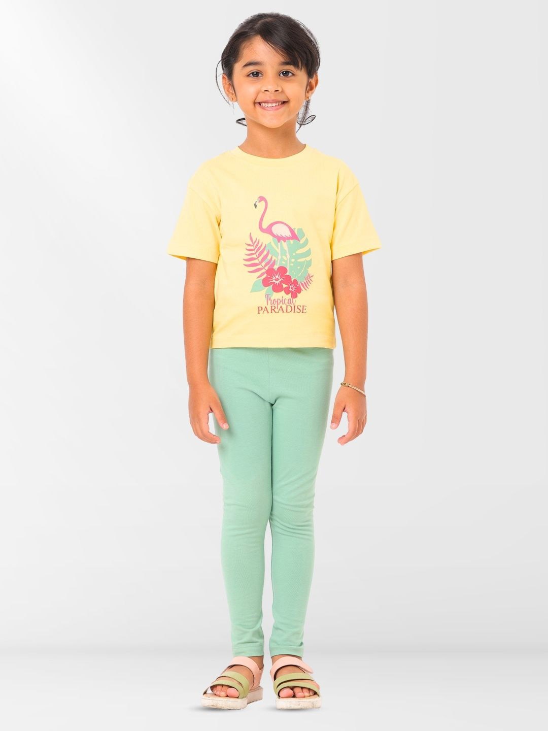 

Nuego Kids Girls Animal Print Cotton Blend T-Shirt With Leggings Clothing Set, Yellow