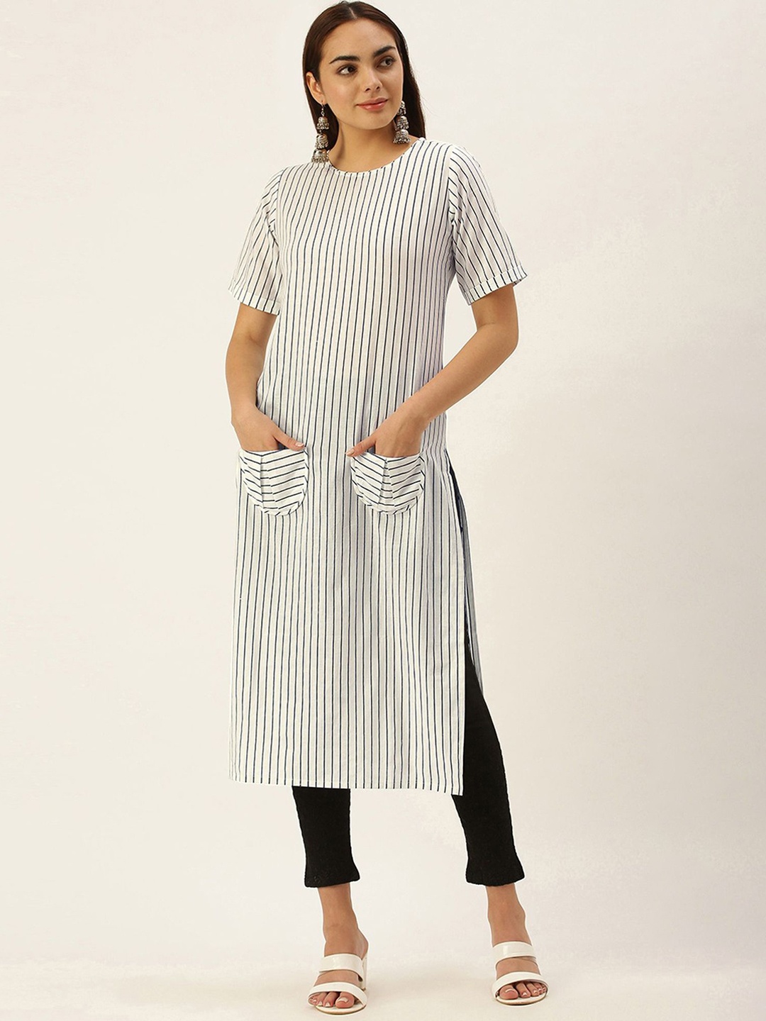 

DIVASTRI Striped Round Neck Straight Cotton Kurta, White