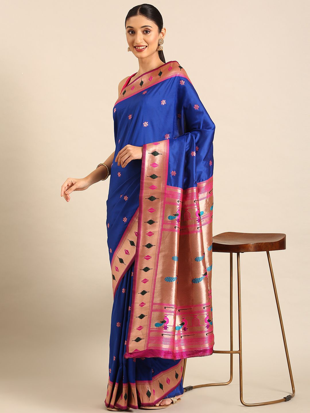 

DIVASTRI Woven Design Zari Silk Blend Paithani Saree, Blue