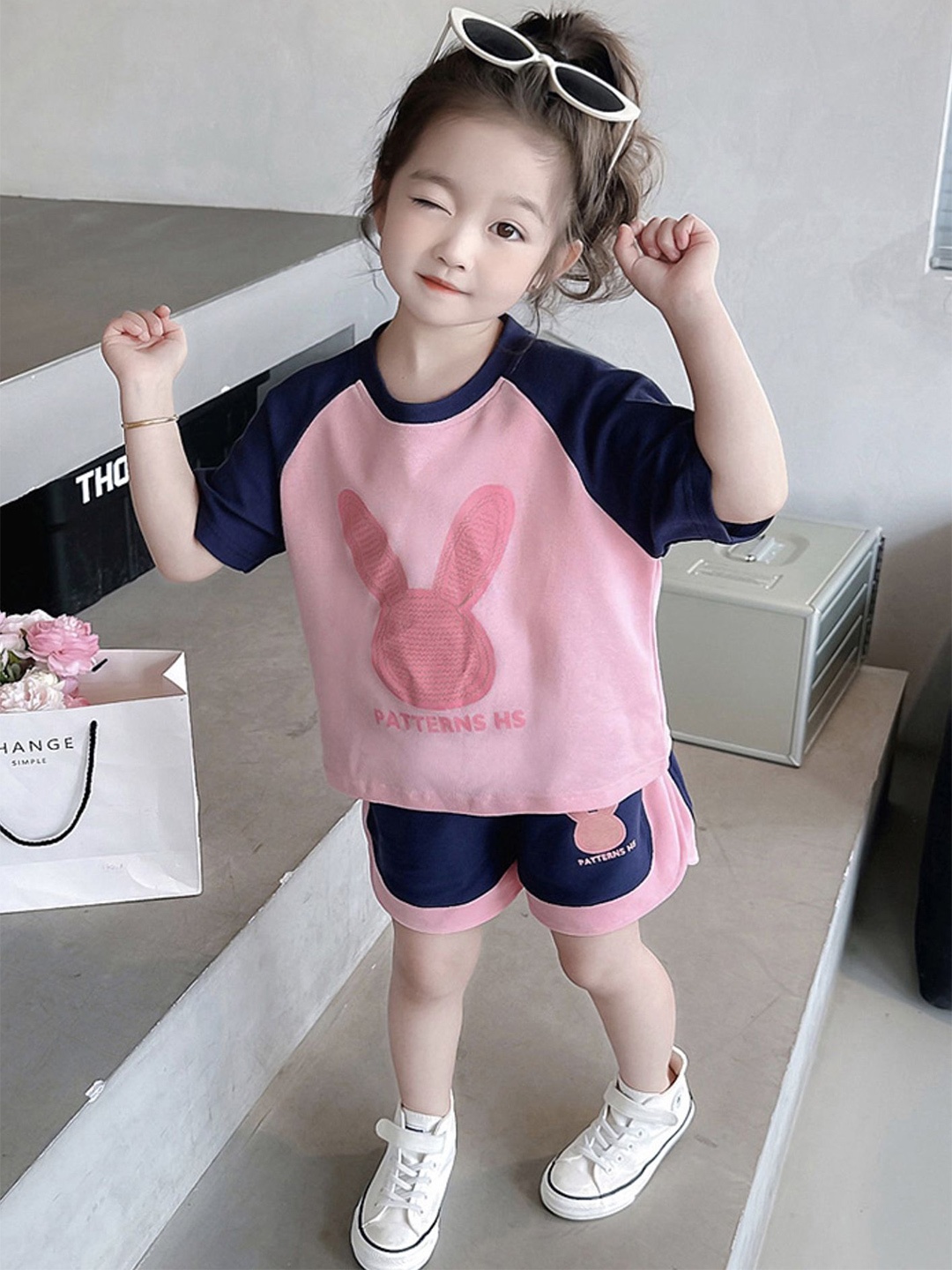 

LULU & SKY Girls Printed Round Neck T-shirt With Shorts, Pink
