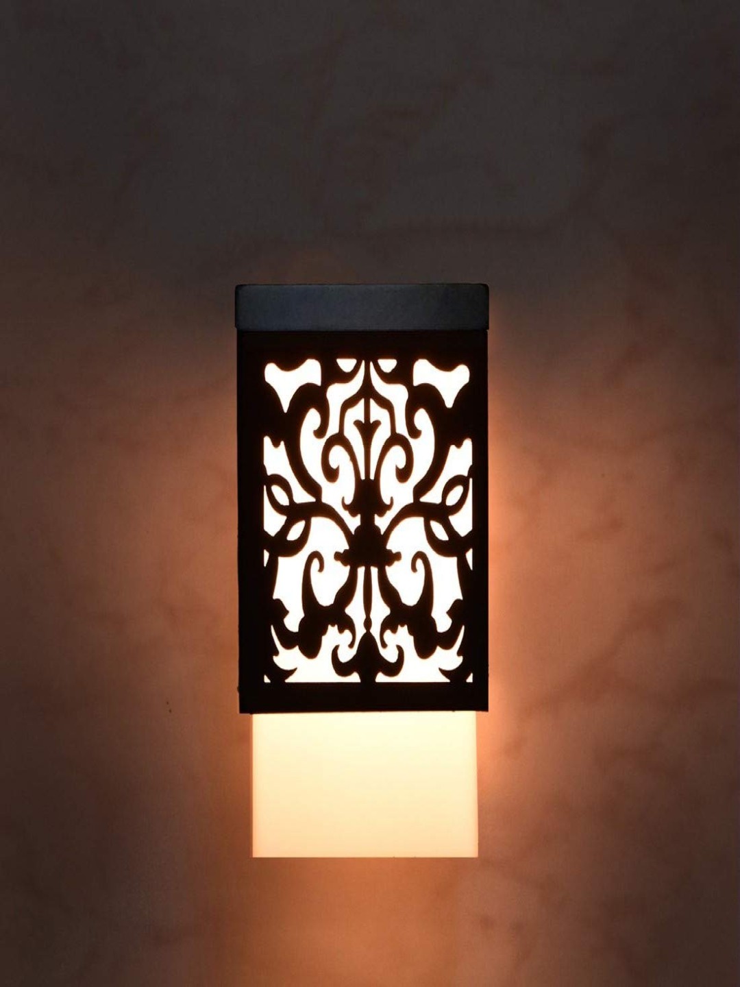 

Gojeeva Black & White Textured Wooden Square Shaped Wall Lamp