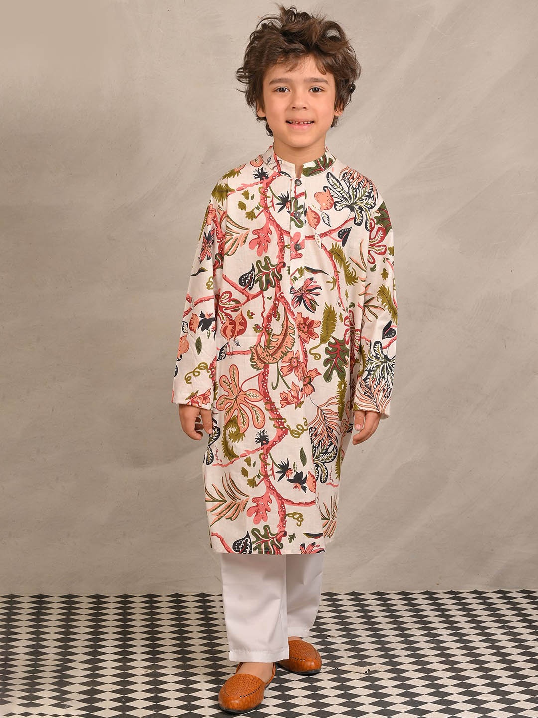 

Anthrilo Boys Floral Printed Regular Pure Cotton Kurta with Pyjamas, Beige