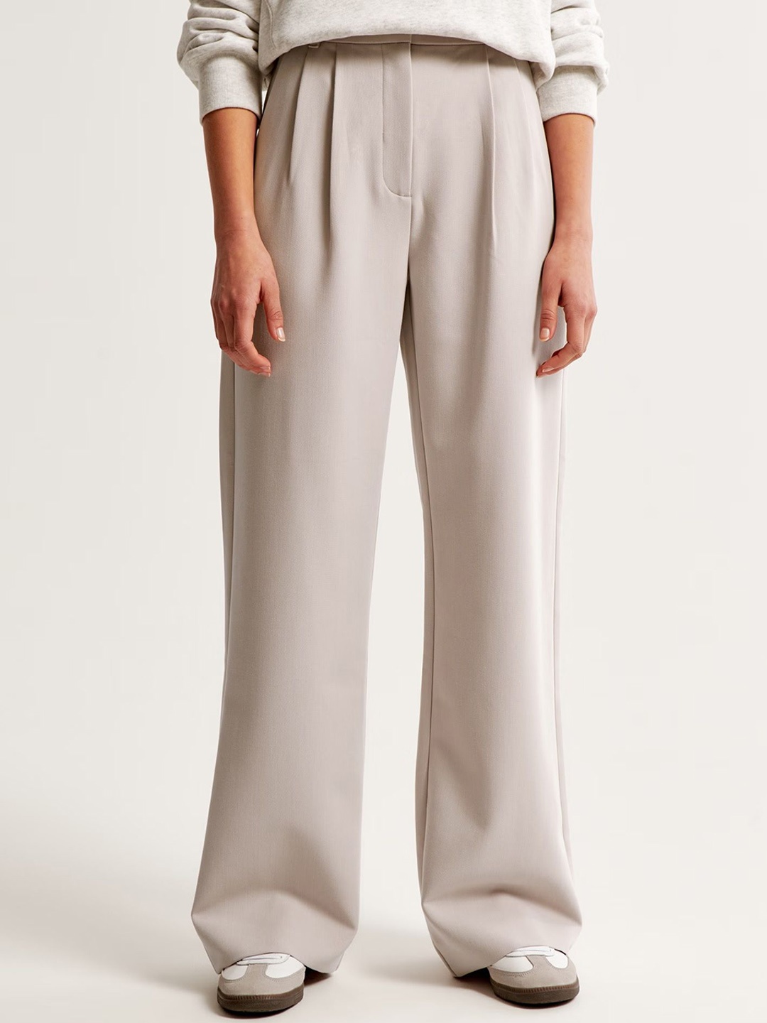 

FNOCKS Women Ultra High-Rise Pleated Wide Leg Trousers, Cream